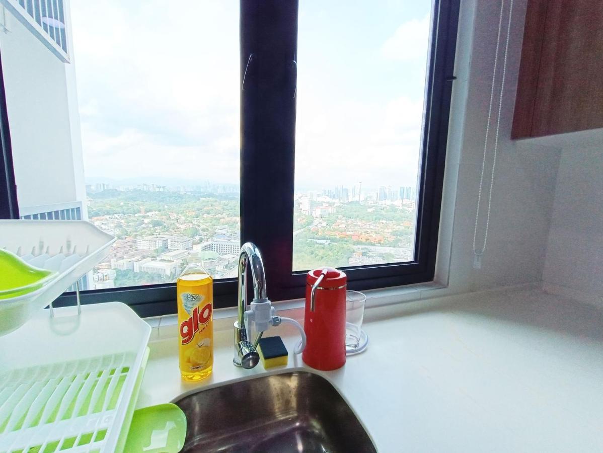 Netflix # Sky Suite Near Jaya One By Salaam Suites, 2 Pax Petaling Jaya Bagian luar foto